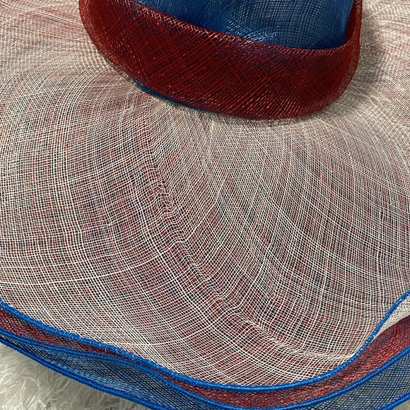 Kentucky Derby Side Flip 7" Brim Sinamay Layered Feather Hat USA Flag Patriotic - Picture 16 of 16